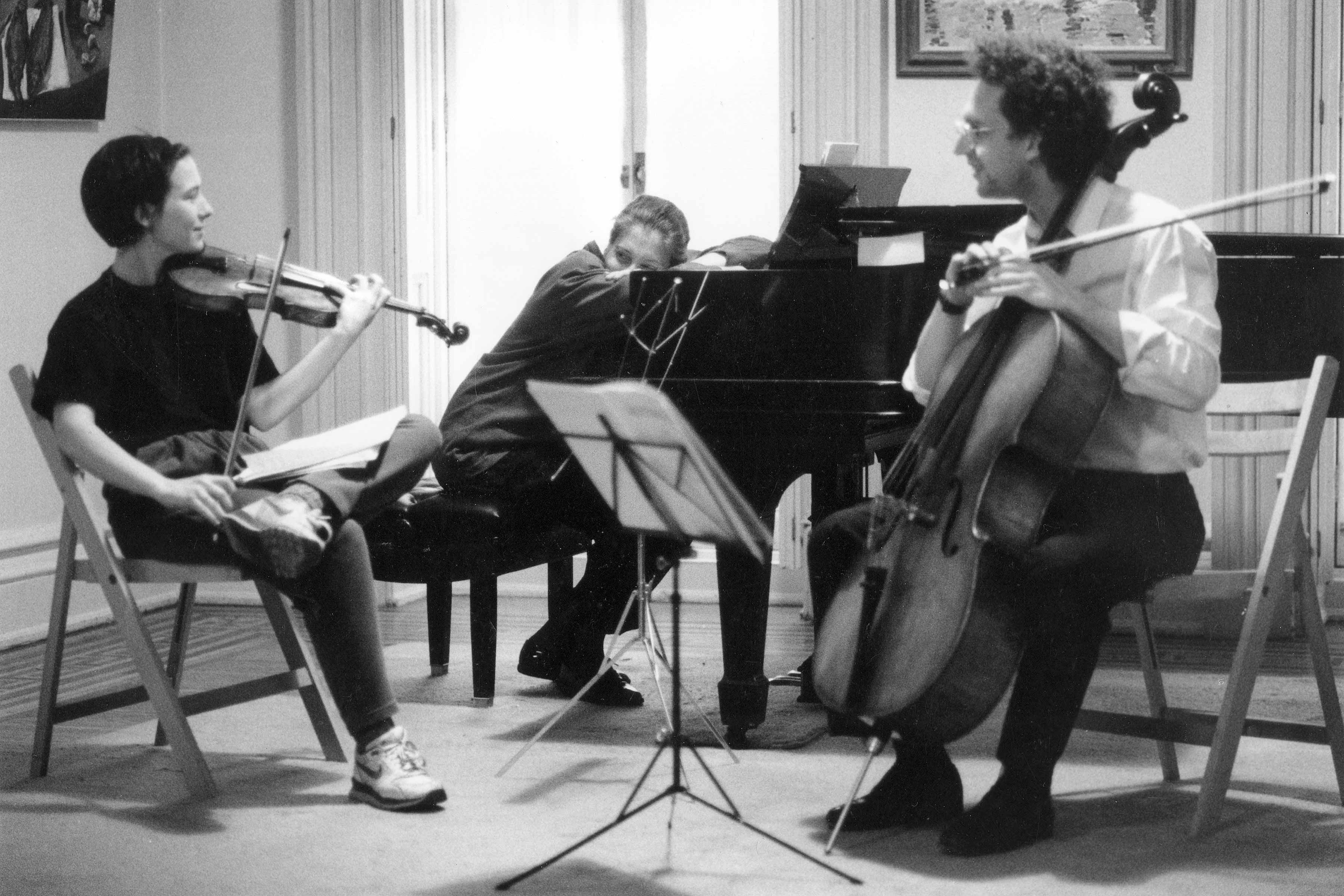 Eva 21 years old practicing in a trio